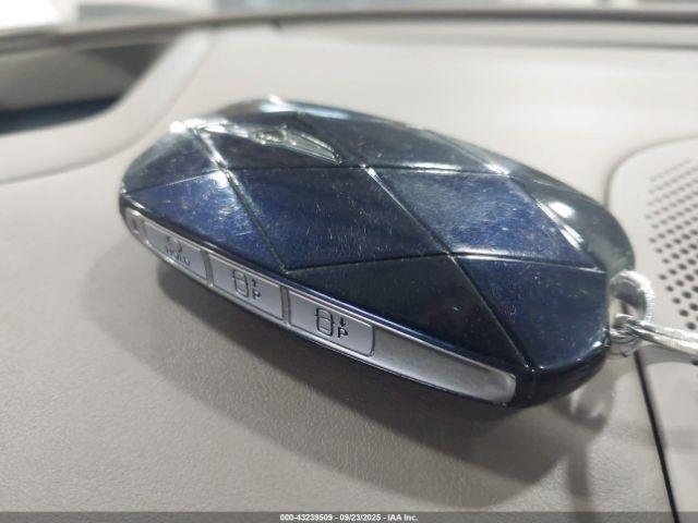 Genesis G90 3.5t E-sc Awd Image 5