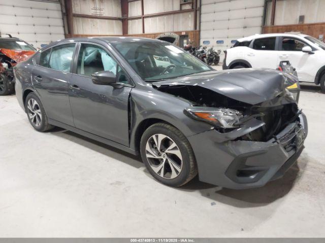  Salvage Subaru Legacy