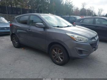  Salvage Hyundai TUCSON