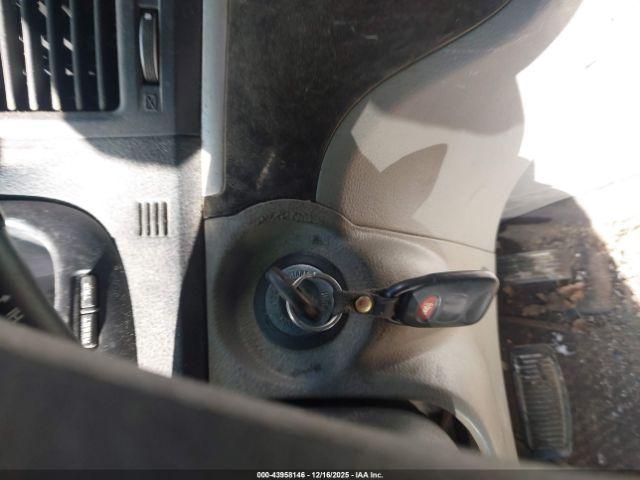 Hyundai SANTA FE Gls Image 9