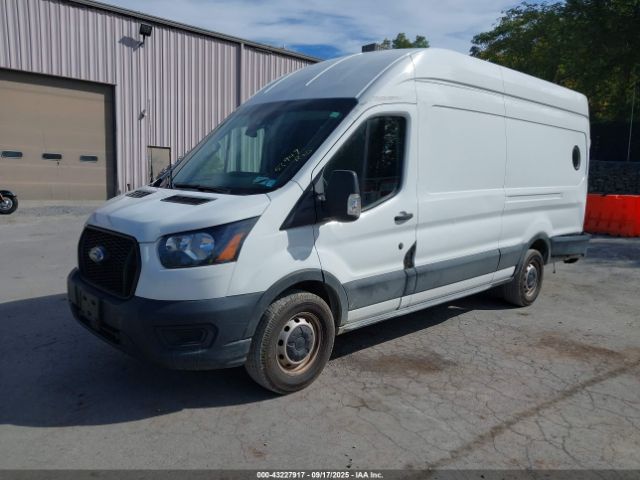 Ford Transit Image 2