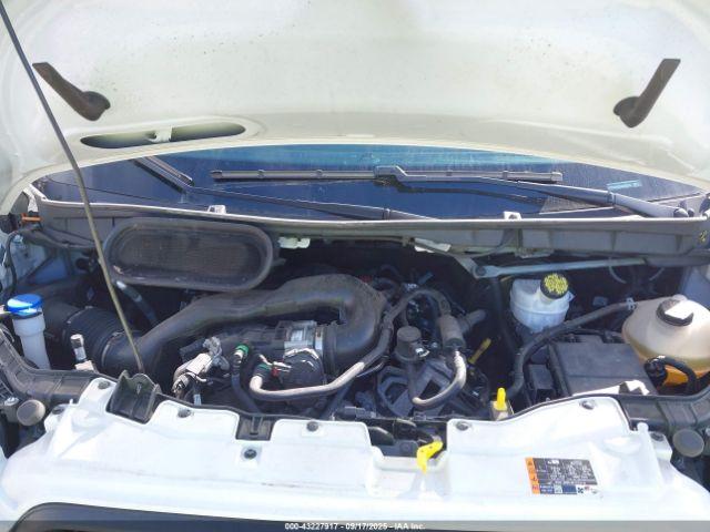 Ford Transit Image 14