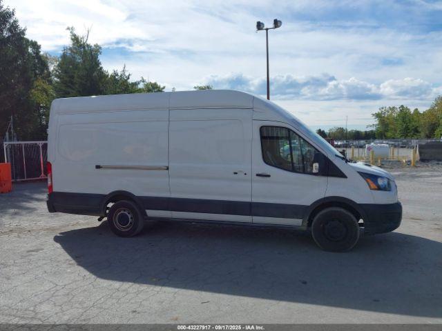 Ford Transit Image 13