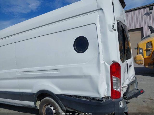 Ford Transit Image 15