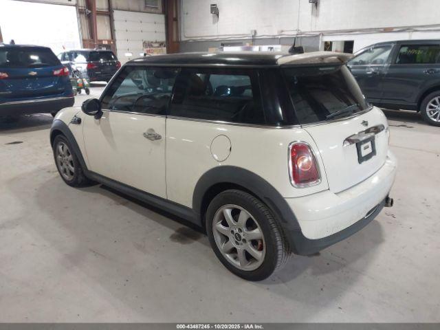 MINI Cooper Image 3