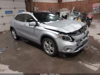  Salvage Mercedes-Benz GLA