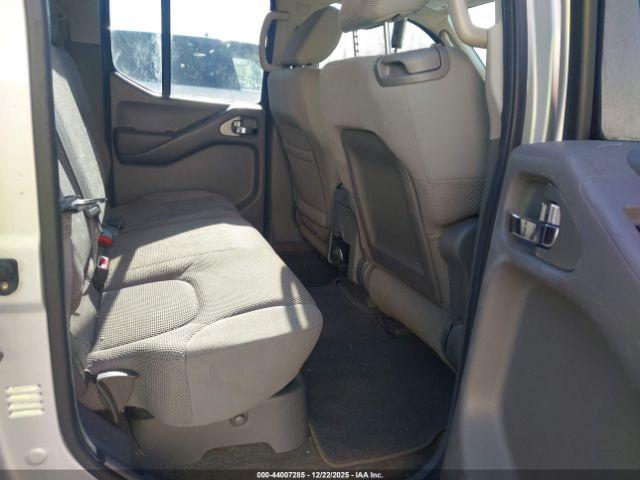 Nissan Frontier Se Image 3