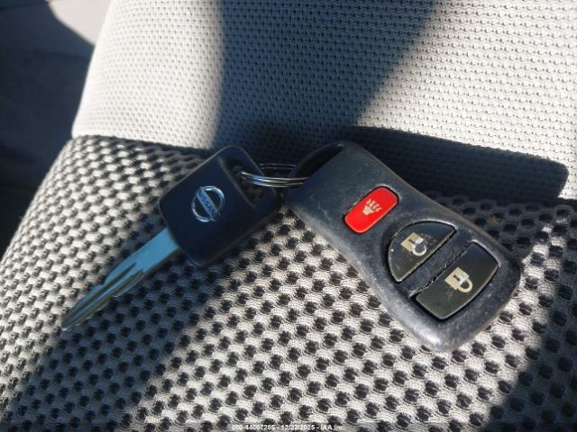 Nissan Frontier Se Image 5