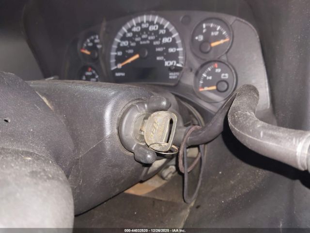 Chevrolet Express Ls Image 10