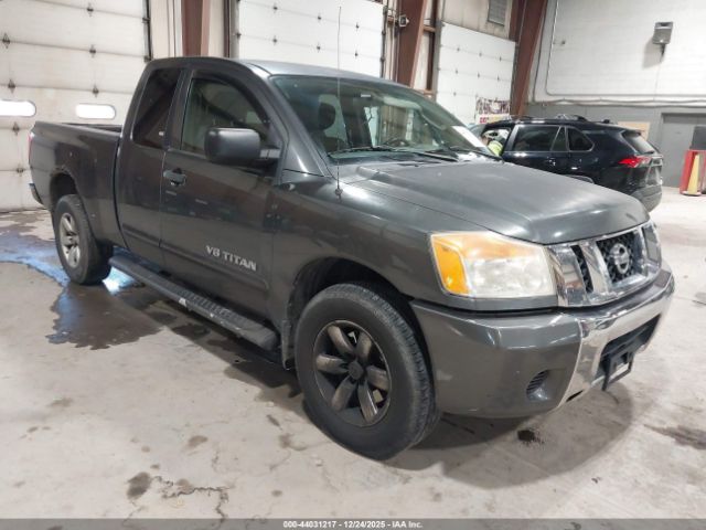 Nissan Titan Se Image 1