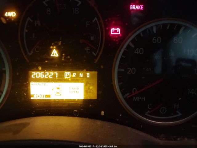 Nissan Titan Se Image 7