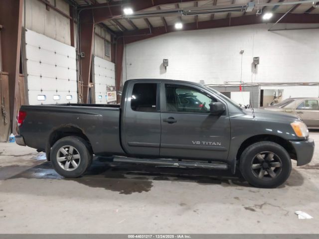 Nissan Titan Se Image 11