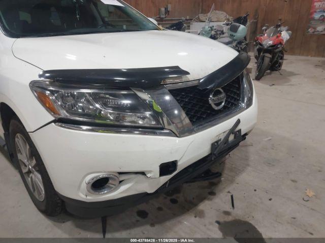 Nissan Pathfinder Sv Image 9