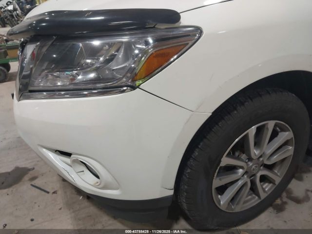 Nissan Pathfinder Sv Image 14