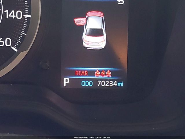 Toyota Corolla Le Image 14