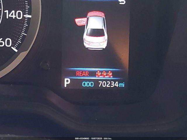 Toyota Corolla Le Image 14