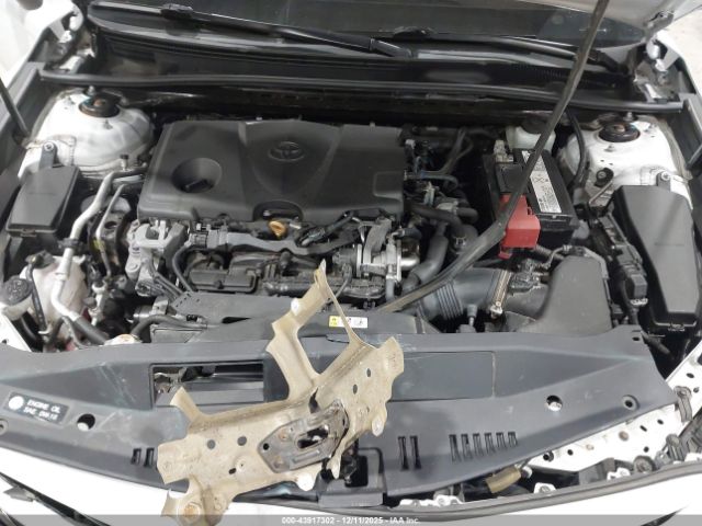 Toyota Camry Xse Image 9