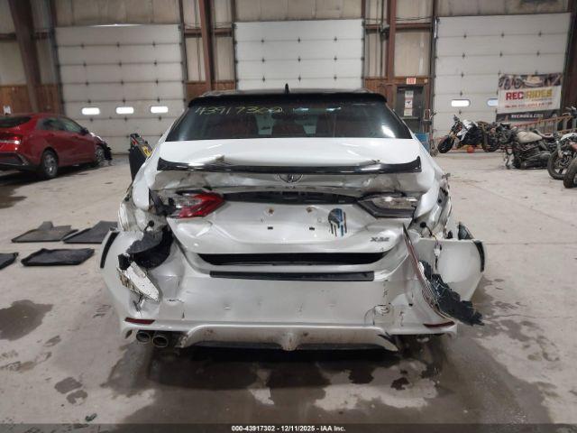 Toyota Camry Xse Image 11