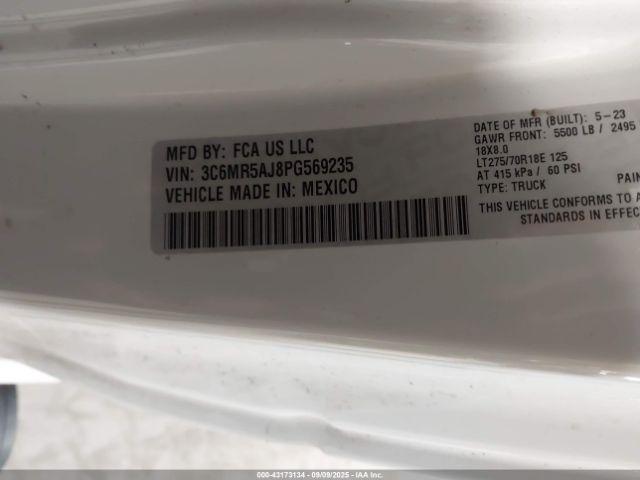 Ram 2500 Tradesman  4x4 8' Box Image 9