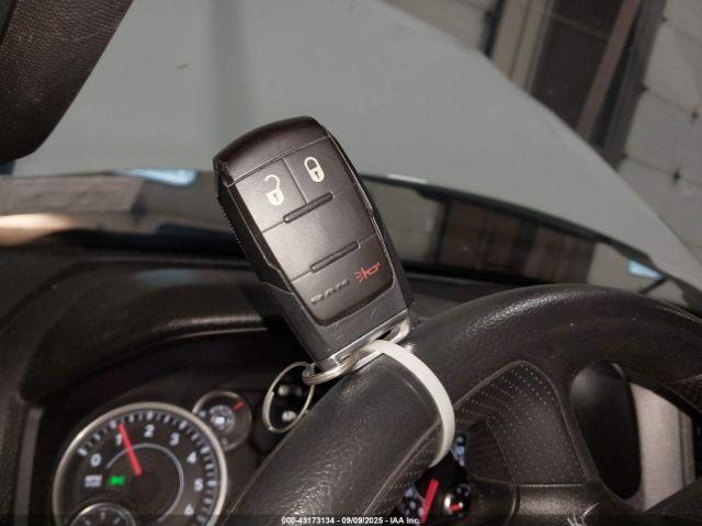 Ram 2500 Tradesman  4x4 8' Box Image 14