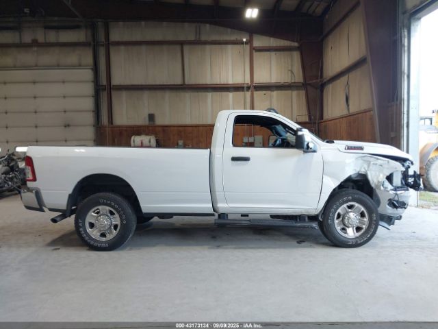 Ram 2500 Tradesman  4x4 8' Box Image 12