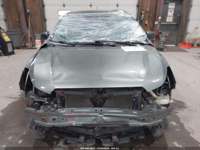 Subaru Impreza 2.0i Image 8