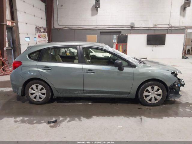 Subaru Impreza 2.0i Image 12