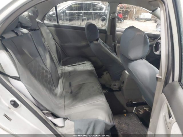 Toyota Corolla Ce Image 12