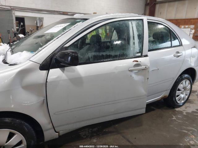 Toyota Corolla Ce Image 13