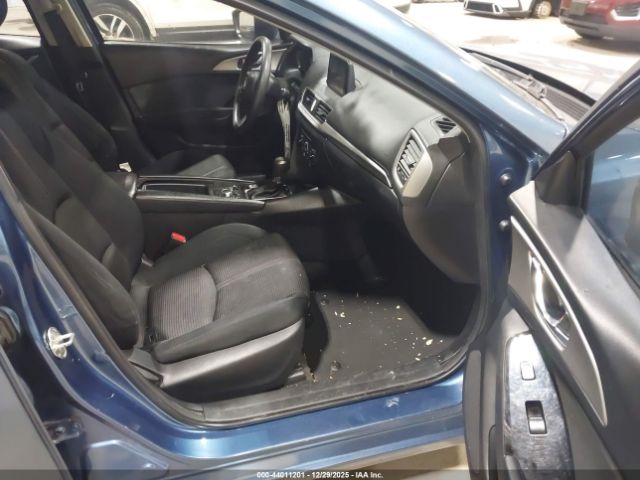 Mazda Mazda3 Sport Image 3