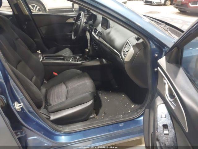 Mazda Mazda3 Sport Image 3