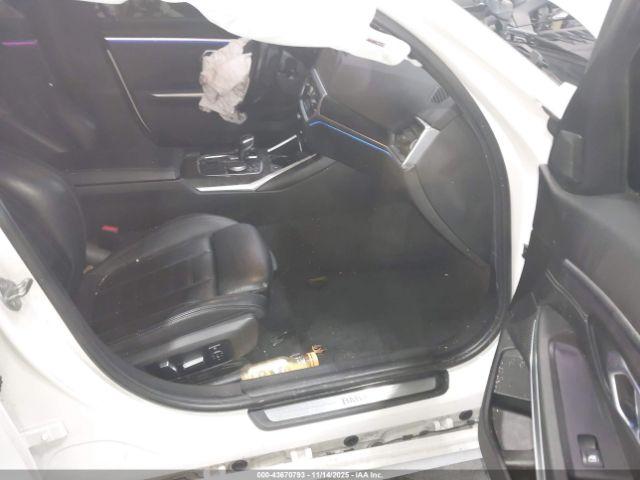 BMW 3 Series Xdrive Image 10