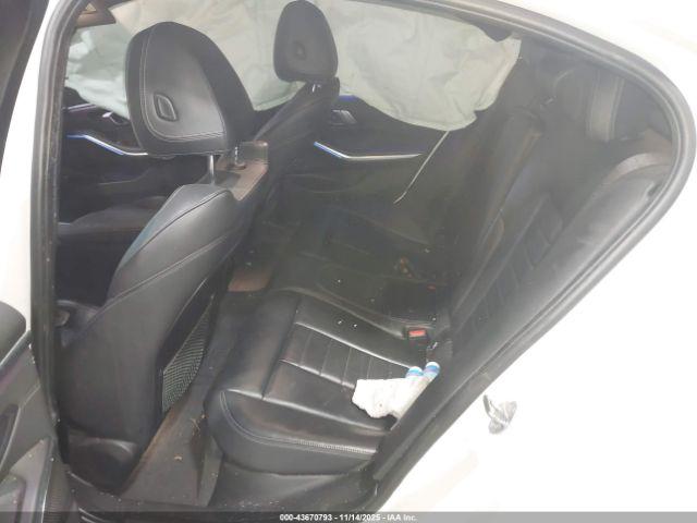 BMW 3 Series Xdrive Image 15