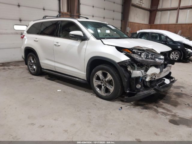 Toyota Highlander Limited Platinum Image 1