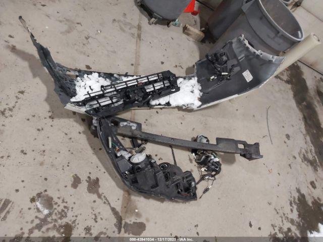 Toyota Highlander Limited Platinum Image 13