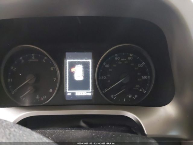 Toyota RAV4 Xle Image 8