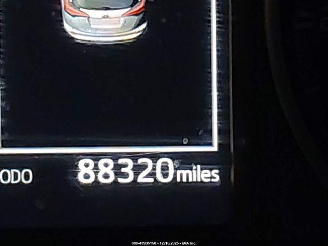 Toyota RAV4 Xle Image 4