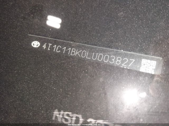 Toyota Camry Le Awd Image 8