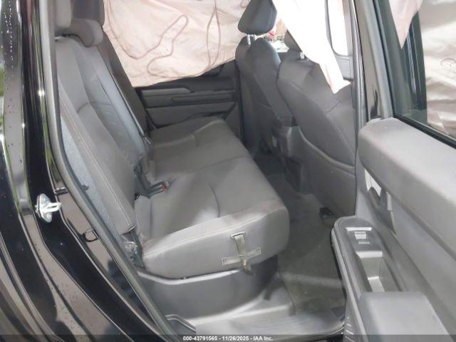 Toyota Tacoma Sr5 Image 5