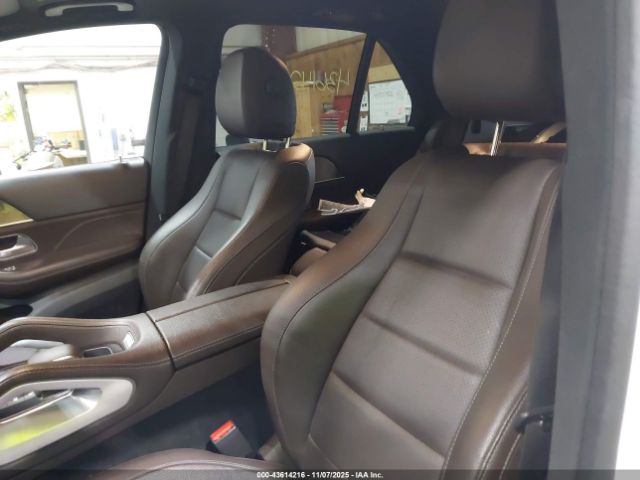 Mercedes-Benz GLE 4matic Image 10