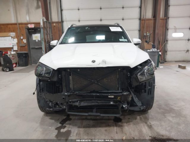 Mercedes-Benz GLE 4matic Image 8