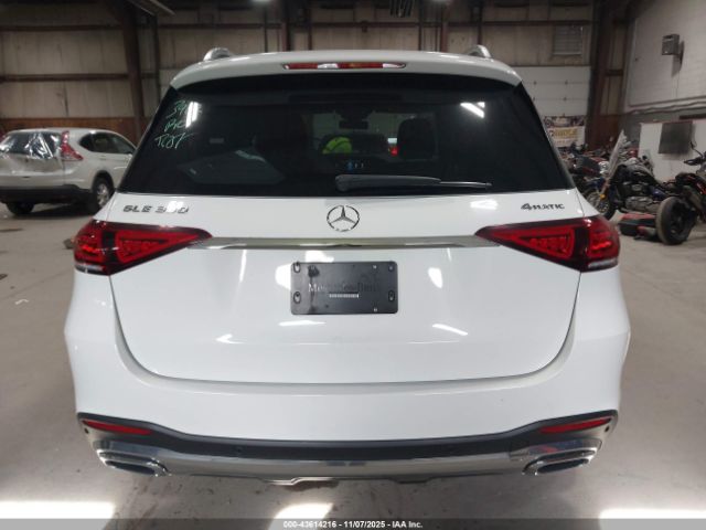 Mercedes-Benz GLE 4matic Image 7