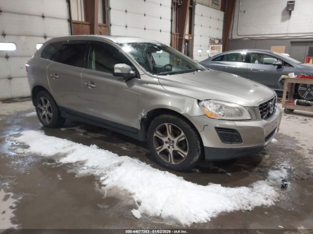 Volvo XC60 Image 1
