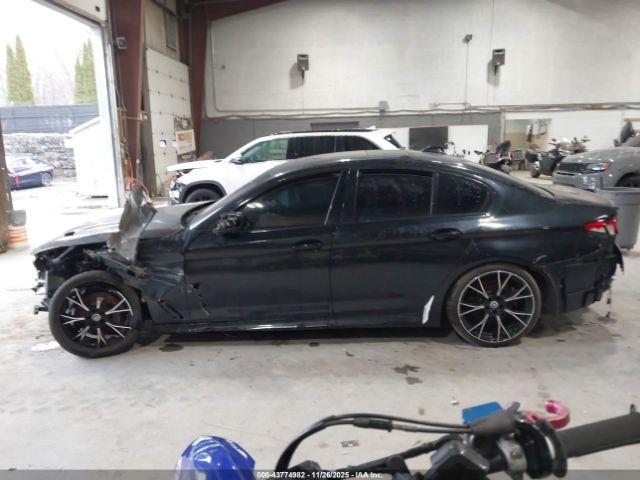 BMW 5 Series Xdrive Image 15