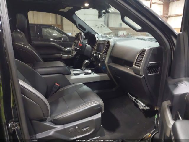 Ford F-150 Raptor Image 5