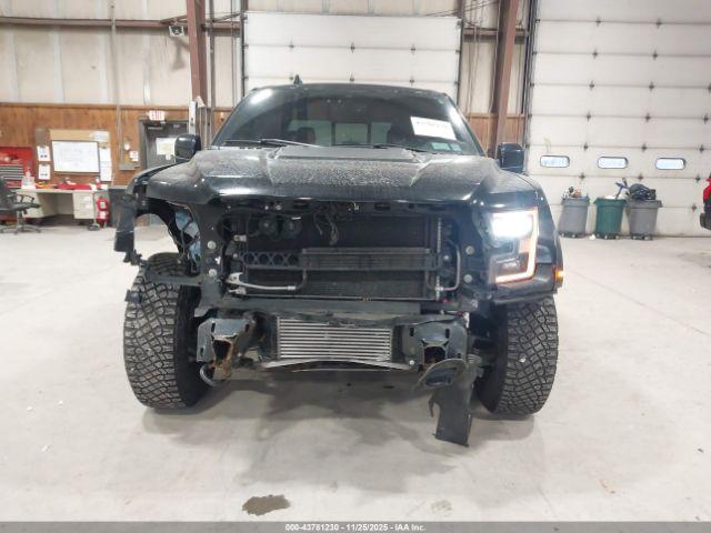 Ford F-150 Raptor Image 8