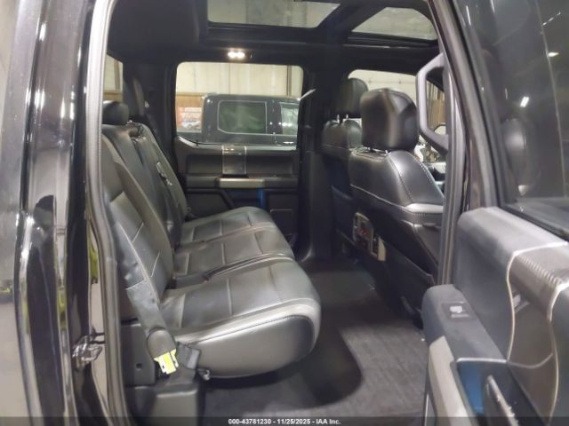 Ford F-150 Raptor Image 11