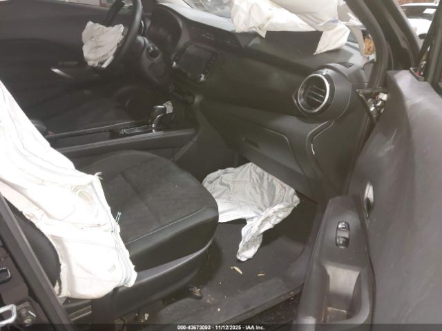 Nissan Kicks Sv Xtronic Cvt Image 15