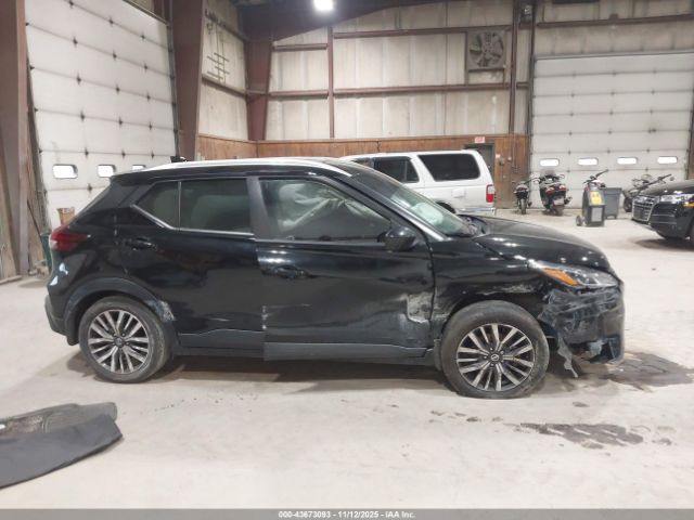 Nissan Kicks Sv Xtronic Cvt Image 8