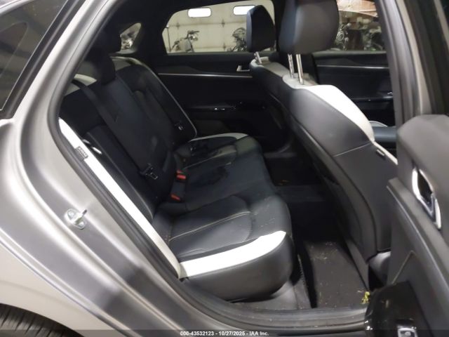 Kia K5 Gt-line Image 7